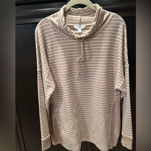 Time and Tru tan & white top. Size Large